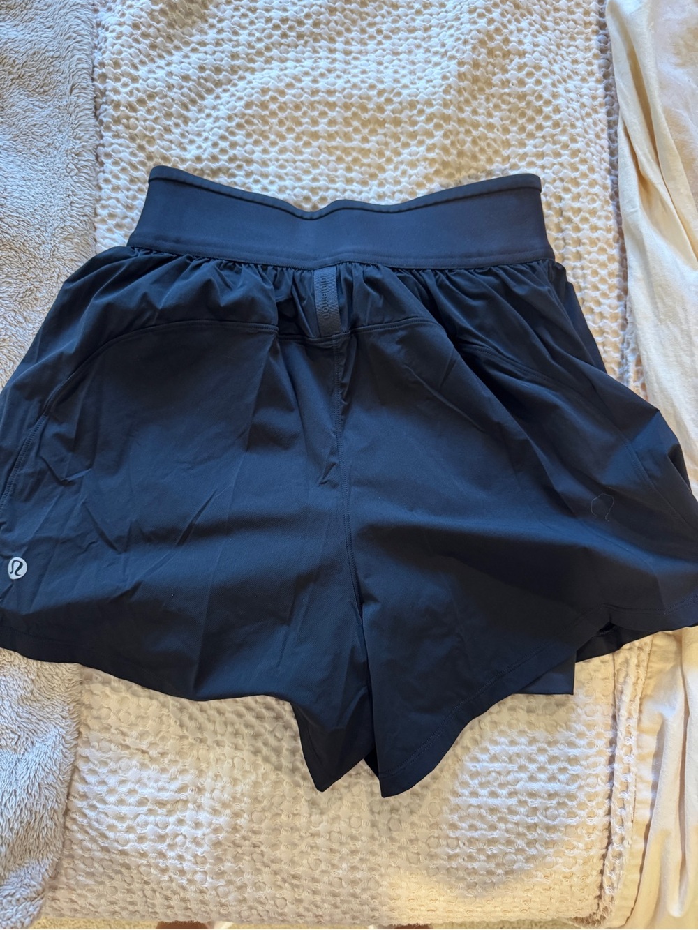 Lululemon license to train super high rise-black - Picture 3 of 6